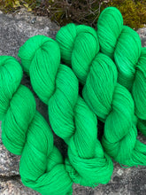 Last inn bildet i Galleri-visningsprogrammet, Emerald - Cashmere Lace

