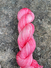 Last inn bildet i Galleri-visningsprogrammet, Spring Pink - Tynn Silkeull
