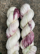 Last inn bildet i Galleri-visningsprogrammet, Magnolia - Tynn silkeull
