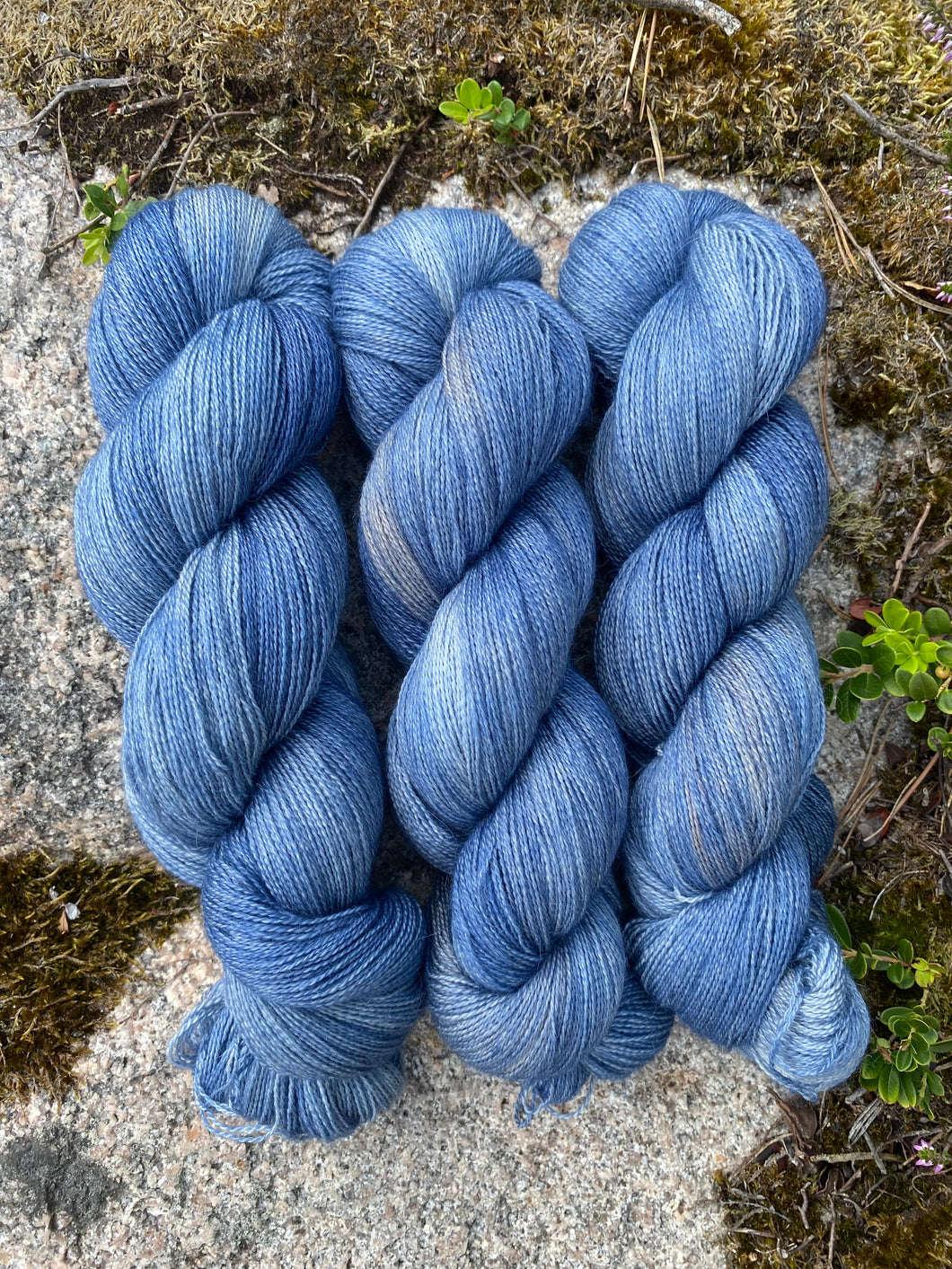 Jeans and Nubuc - Cashmere Lace