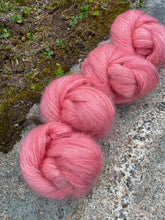 Last inn bildet i Galleri-visningsprogrammet, Maud - Silkmohair
