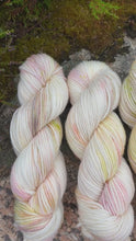 Last inn og spill av video i Gallerivisningen, Aran Merino
