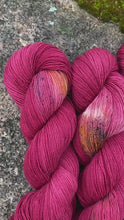 Last inn og spill av video i Gallerivisningen, Victoria - Merino Singles
