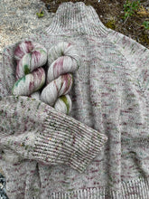 Last inn bildet i Galleri-visningsprogrammet, Magnolia - Yakgarn lace
