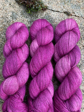 Last inn bildet i Galleri-visningsprogrammet, Eros - Yakgarn lace
